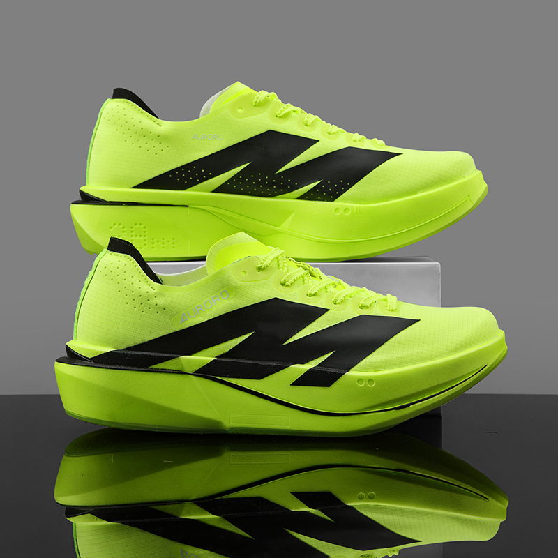 Sepatu Lari Pria Carbon Board  - Running Gear Ladies ulasan dan harga