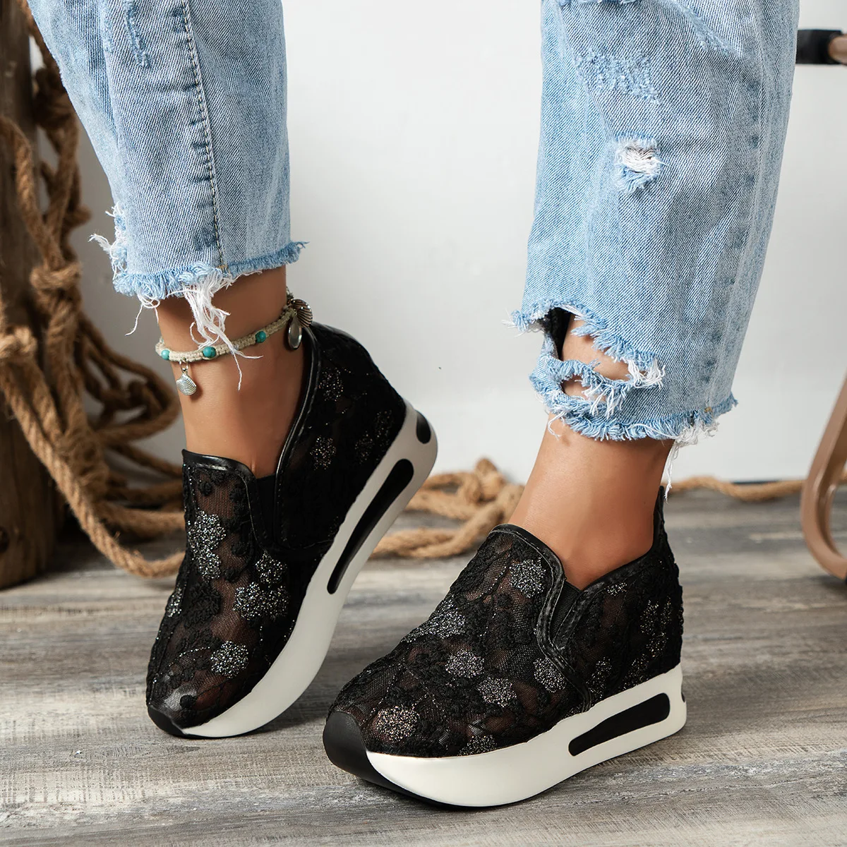 Sepatu Olahraga Wanita Platfor - Running Gear Ladies ulasan dan harga